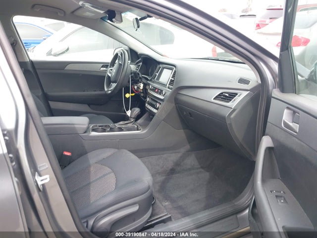 Hyundai SONATA SE 2018 5NPE24AF5JH612094 Image 5
