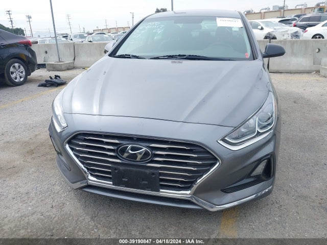 Hyundai SONATA SE 2018 5NPE24AF5JH612094 Image 6