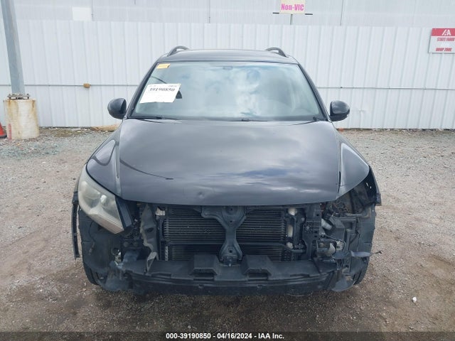 WVGAV7AX2GW542794 Volkswagen TIGUAN S