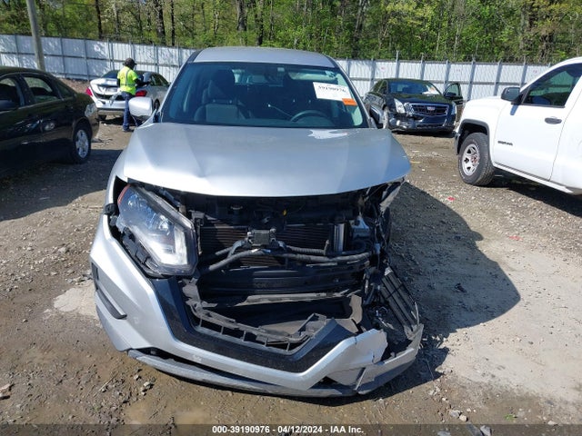 Nissan ROGUE S 2018 KNMAT2MT5JP501034 Image 13