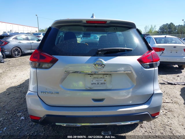 Nissan ROGUE S 2018 KNMAT2MT5JP501034 Image 17