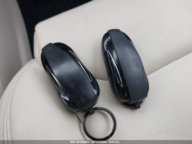 5YJXCAE24HF065310 Tesla Model X 100d/75d/90d