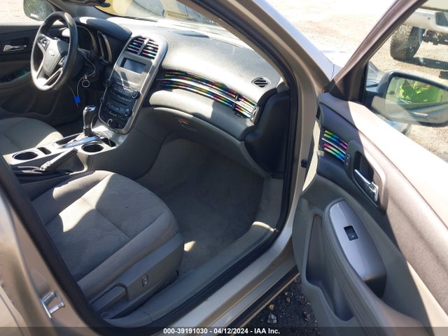 Chevrolet MALIBU LS 2015 1G11B5SL4FF231209 Image 5