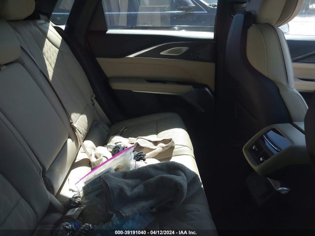 2024 Cadillac Lyriq Luxury W/1se მანქანა იყიდება აუქციონზე, vin: 1GYKPSRK5RZ120688, აუქციონის ნომერი: 39191040