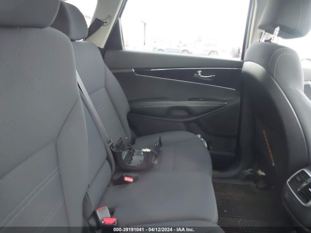 5XYPGDA5XHG232686 KIA Sorento 3.3l Lx