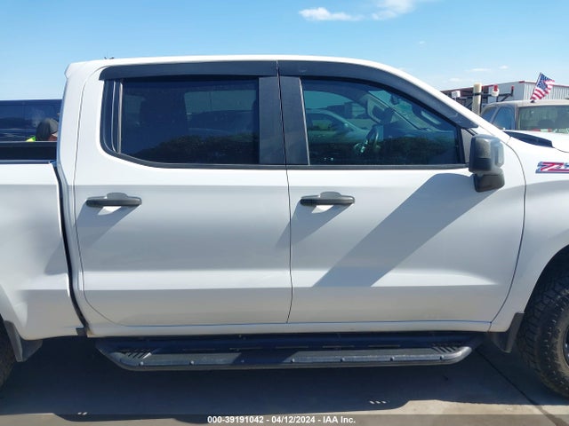 Chevrolet Silverado 1500 Custom Trail Boss 2019 1GCPYCEF8KZ178940 Image 14