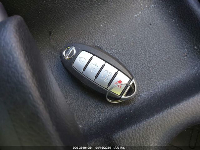 3N1CN8EV8ML831002 Nissan Versa Sv Xtronic Cvt