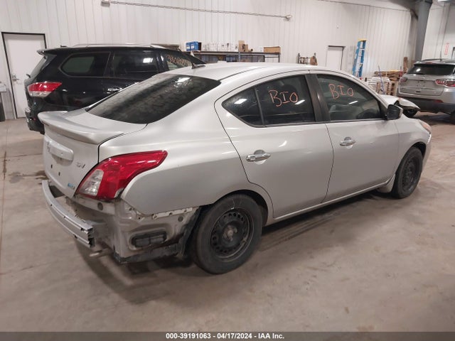 Nissan Versa 1.6 Sv 2015 3N1CN7AP9FL955901 Image 4