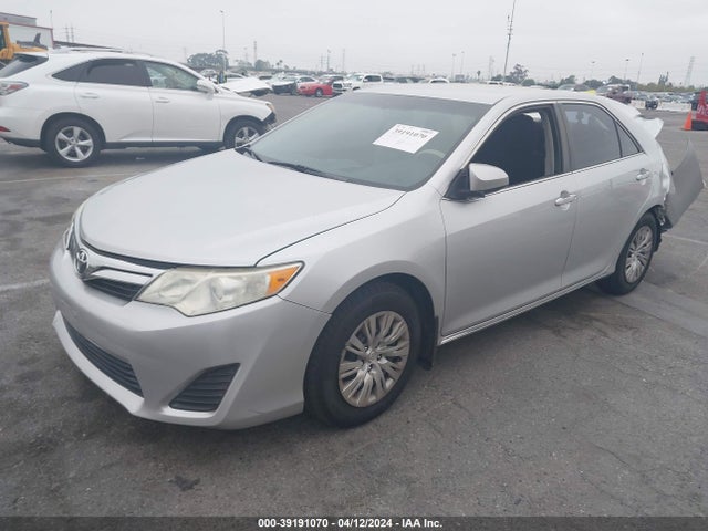 Toyota CAMRY LE 2014 4T4BF1FK1ER372874 Image 2