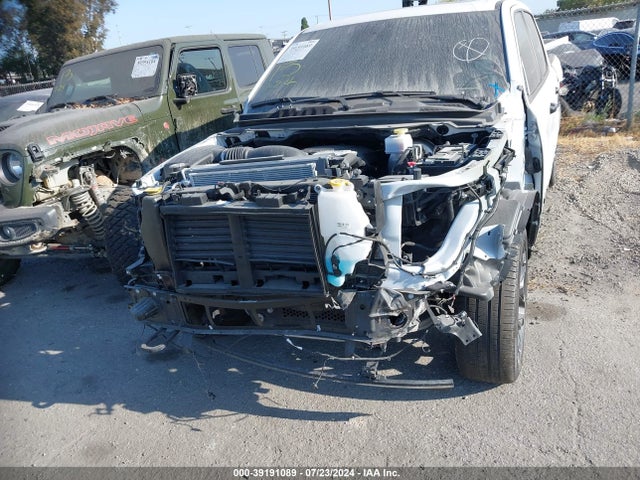 RAM 1500 Limited  4x4 5'7 Box 2023 1C6SRFHT5PN502264 Image 13