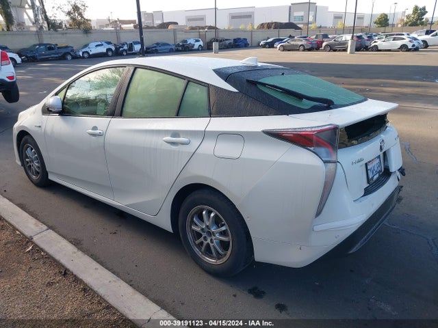 Toyota Prius Two 2017 JTDKBRFU3H3564382 Image 3