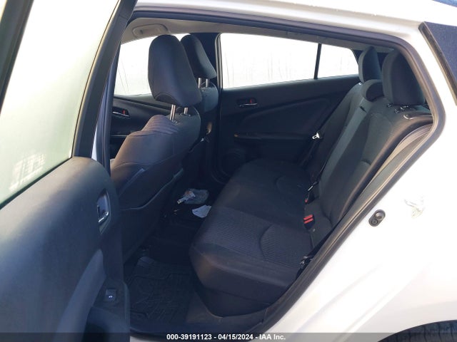 Toyota Prius Two 2017 JTDKBRFU3H3564382 Image 8
