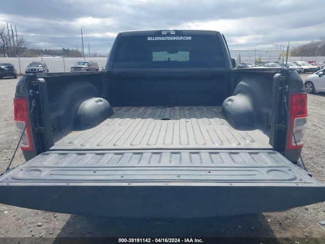 3C6UR5DL8NG373483 RAM 2500 Big Horn  4x4 6'4 Box