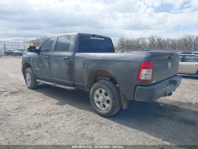 3C6UR5DL8NG373483 RAM 2500 Big Horn  4x4 6'4 Box