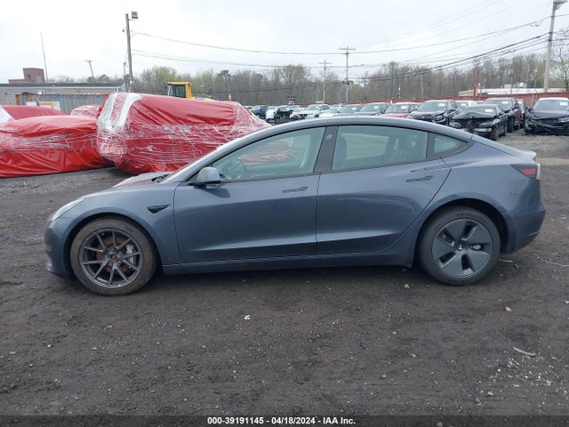 Tesla Model 3 Long Range Dual Motor All-wheel Drive 2022 5YJ3E1EB3NF107681 Image 14