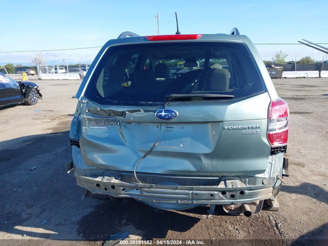 Subaru Forester 2.5i Premium 2015 JF2SJADC7FG533559 Image 17