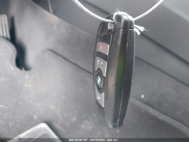 WBA8E1G59GNU10706 BMW 320i