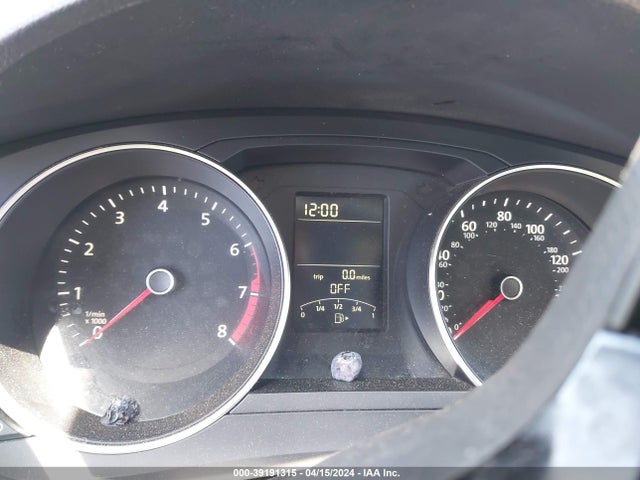 3VWD07AJXFM353124 Volkswagen Jetta 1.8t Se