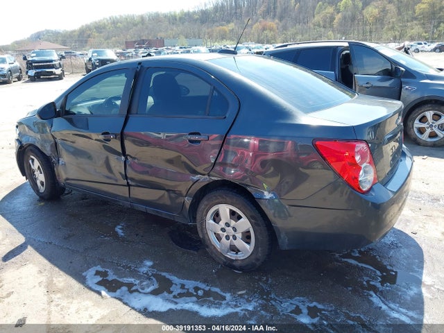 Chevrolet Sonic Ls Auto 2016 1G1JA5SHXG4162957 Image 3