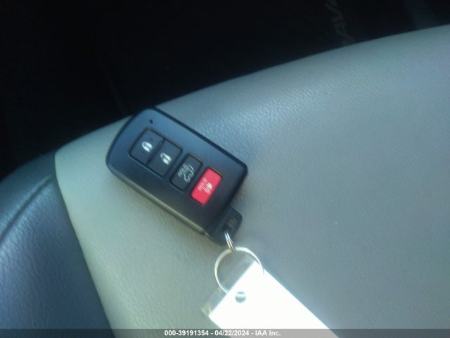 Toyota Rav4 Limited 2015 2T3DFREV3FW310849 Image 11