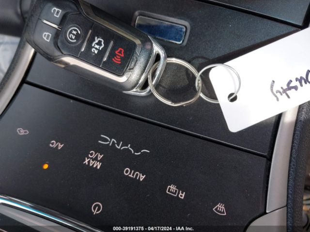 3LN6L2JK4FR623865 Lincoln MKZ