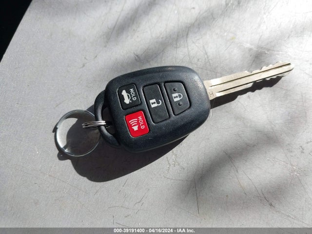 Toyota COROLLA LE 2016 2T1BURHE7GC624041 Image 11
