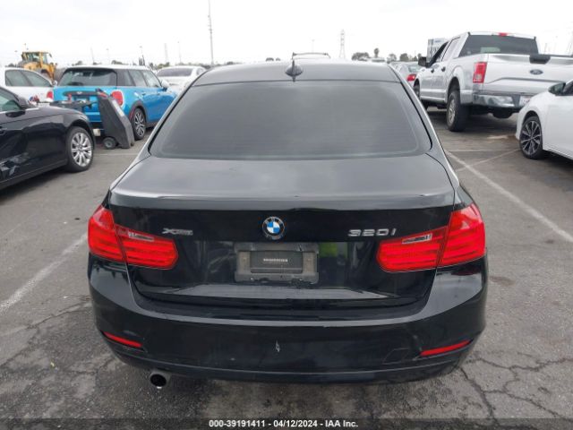 WBA3C3G54FNS73796 BMW 320i Xdrive