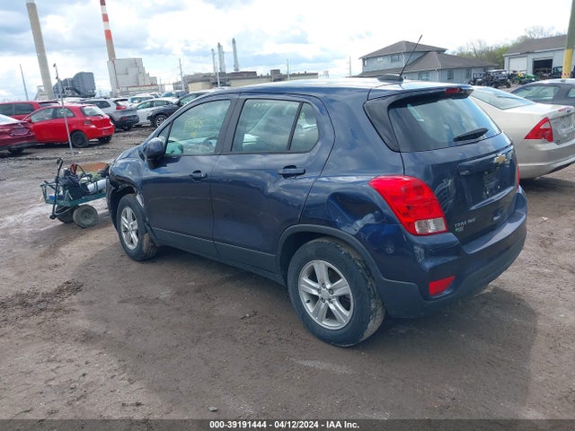 Chevrolet TRAX LS 2018 3GNCJNSB6JL233947 Image 3