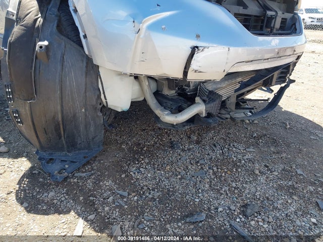 Honda CR-V EX 2018 7FARW2H50JE002663 Image 11