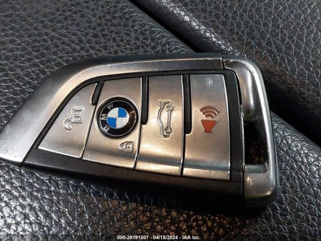 2018 BMW X5 5UXKR0C56J0X89499 Photo 10