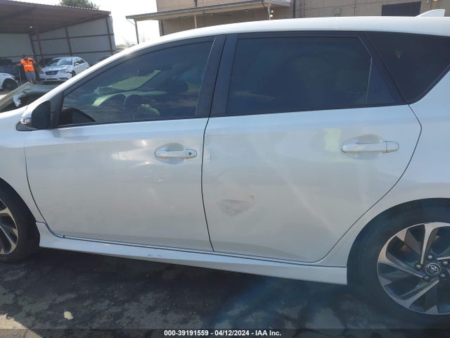 Toyota COROLLA IM 2018 JTNKARJE8JJ566421 Image 15