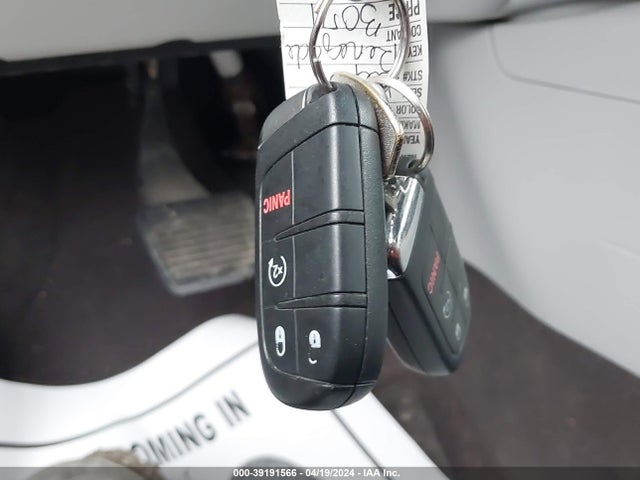 Jeep Renegade Limited 2016 ZACCJBDT5GPD27881 Image 11