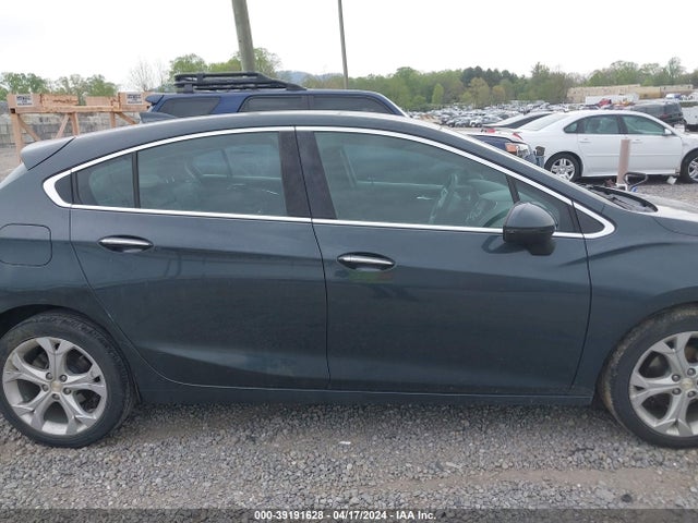 Chevrolet Cruze Premier Auto 2018 3G1BF6SM0JS587006 Image 13