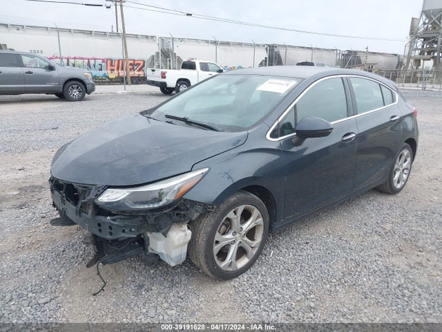 Chevrolet Cruze Premier Auto 2018 3G1BF6SM0JS587006 Image 2