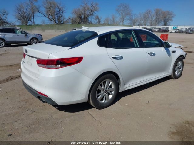 5XXGT4L35JG236839 KIA Optima Lx