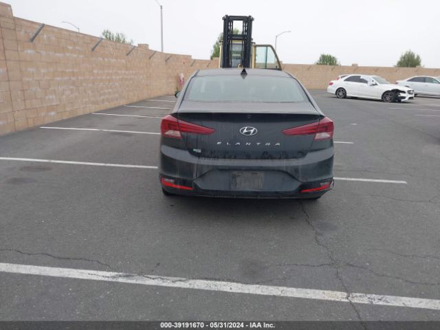 5NPD84LF8LH546733 Hyundai ELANTRA SEL