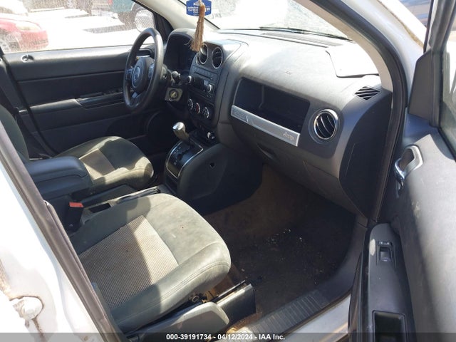 Jeep Compass Sport 2014 1C4NJCBAXED881817 Image 5