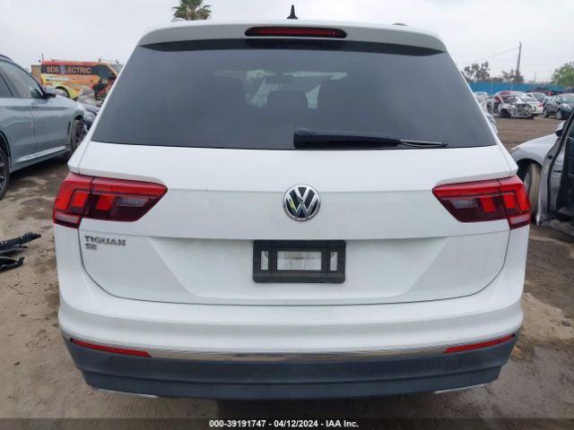 3VV3B7AX4LM002672 Volkswagen Tiguan 2.0t Se/2.0t Se R-line Black/2.0t Sel
