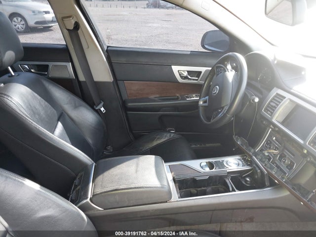 2013 JAGUAR XF SAJWA0ES9DPS71493 Photo 4