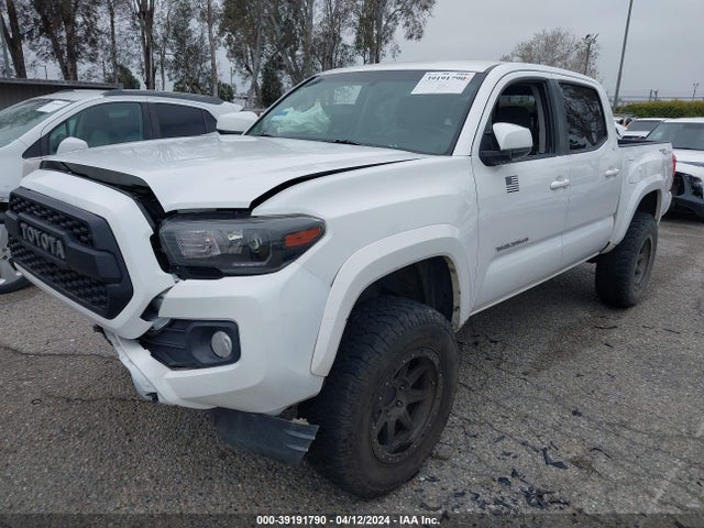 Toyota Tacoma Sr5 V6 2017 5TFAZ5CN9HX030972 Image 2