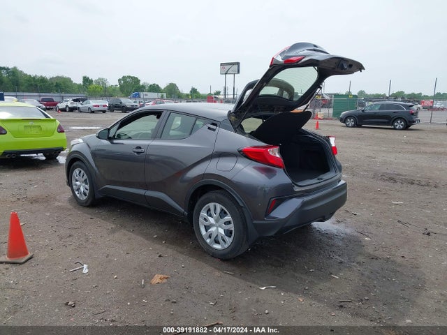 Toyota C-HR LE 2019 JTNKHMBX1K1044617 Image 3