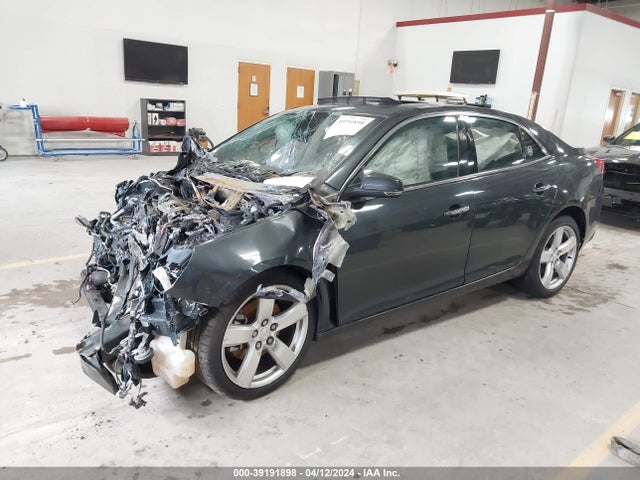 Chevrolet Malibu 2lz 2015 1G11G5SX3FF181844 Image 2
