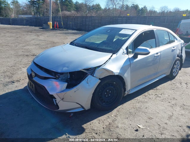 Toyota COROLLA LE 2022 JTDEPMAE1N3033193 Image 2