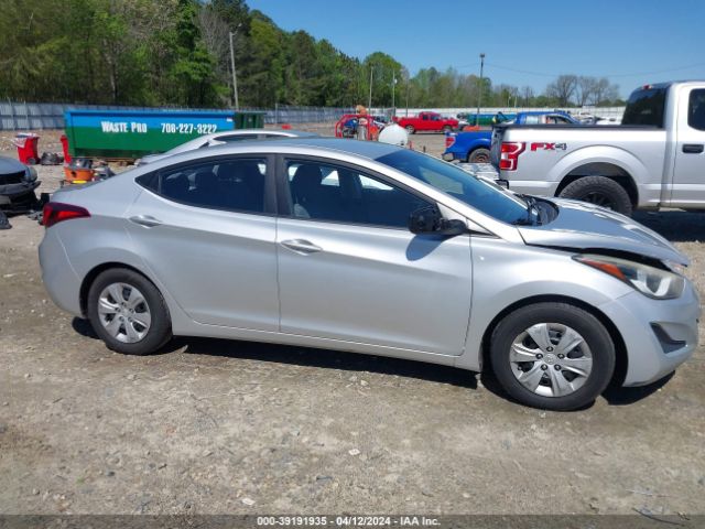 5NPDH4AE4GH681319 Hyundai ELANTRA SE