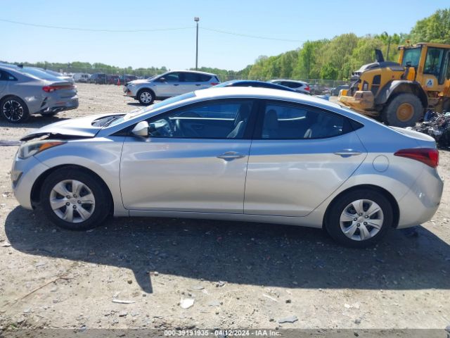 5NPDH4AE4GH681319 Hyundai ELANTRA SE