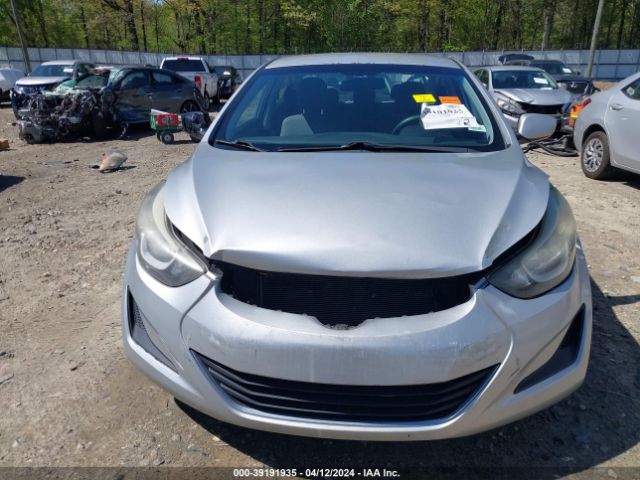 5NPDH4AE4GH681319 Hyundai ELANTRA SE