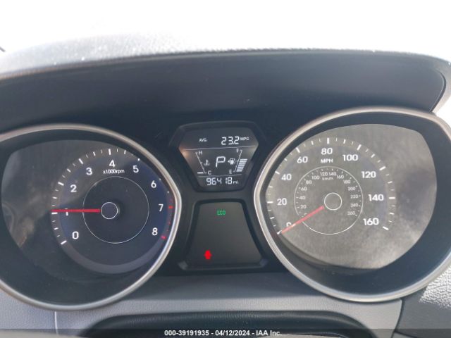 5NPDH4AE4GH681319 Hyundai ELANTRA SE