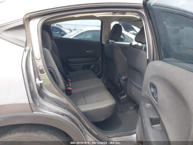 3CZRU6H33NM754389 Honda Hr-v Awd Lx