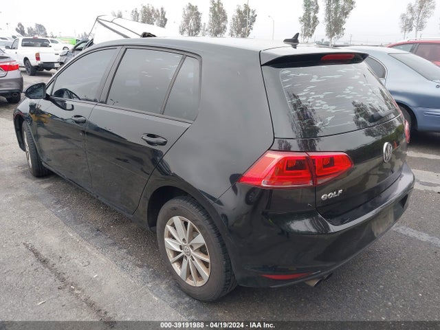3VW117AU9GM005083 Volkswagen Golf Tsi S 4-door