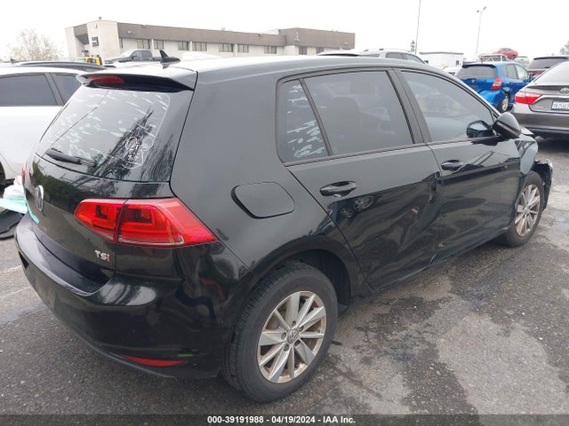 3VW117AU9GM005083 Volkswagen Golf Tsi S 4-door